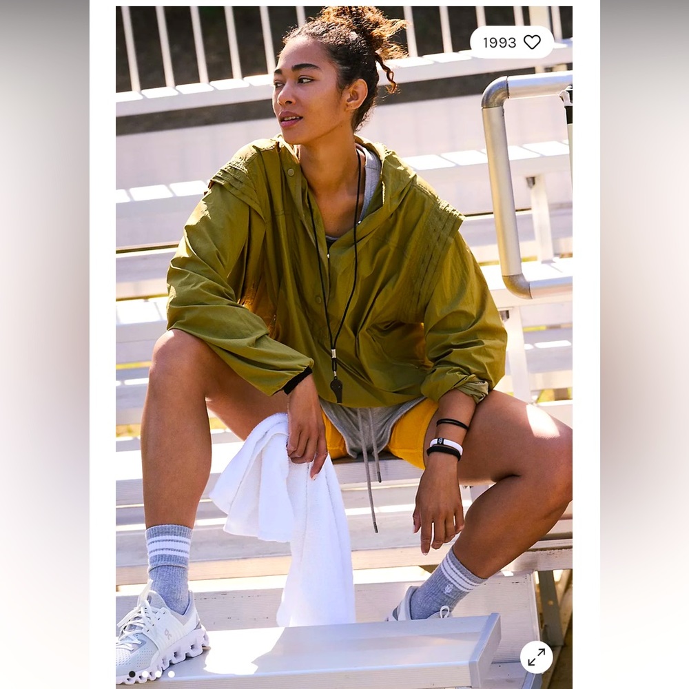 Free People Olive Trek on Popover Pullover NWT - Size Small Oversized 22.5”P2P